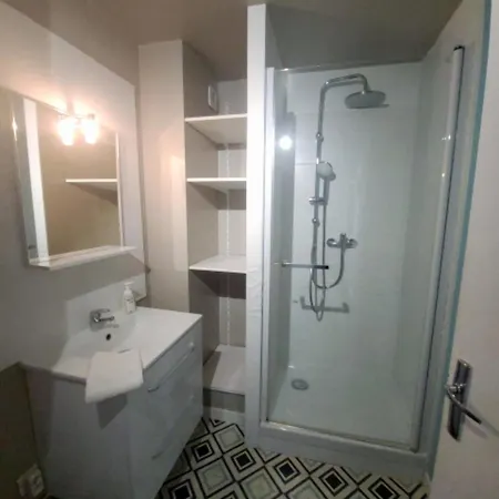 3 Rois - Joli 2 Pers, Place De Parking Apartment
